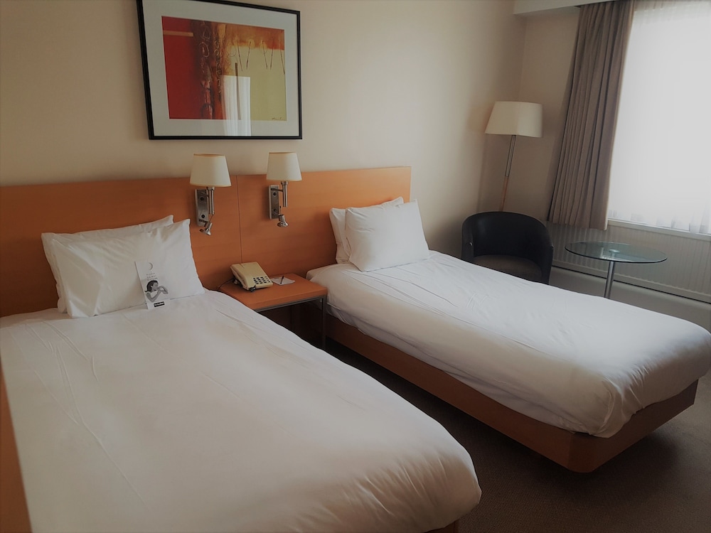 Classic Twin Room photo 2