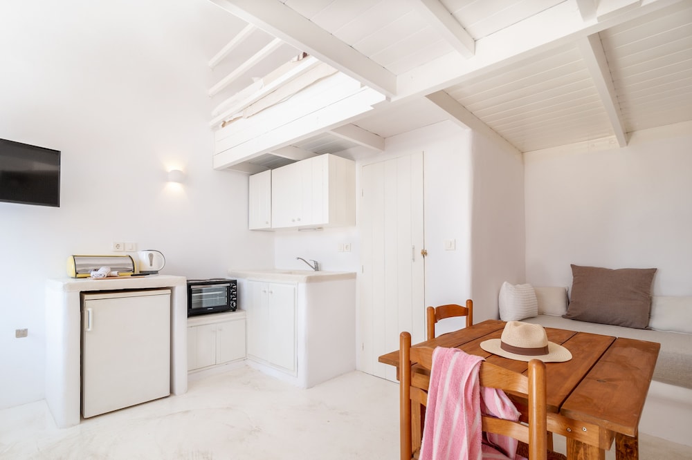 House - Photo 8