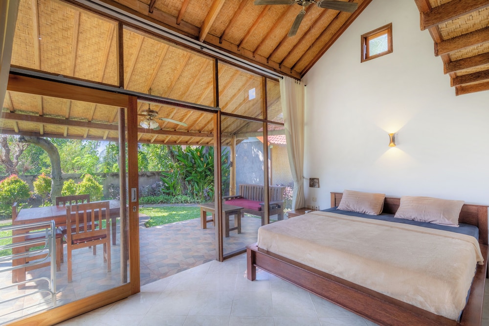 Family Bungalow, Courtyard View photo 1