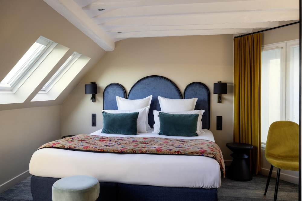 Hôtel Maxim Opéra bedroom photo