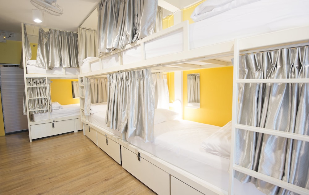 Bed in Mixed Dormitory photo 3
