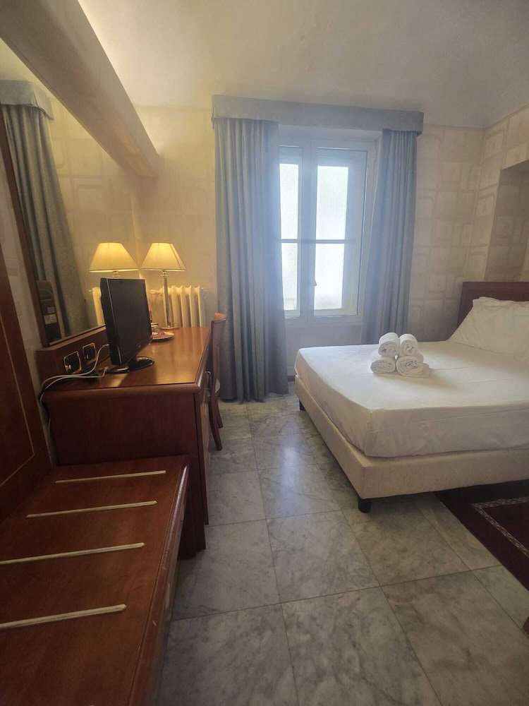 Standard Room photo 1