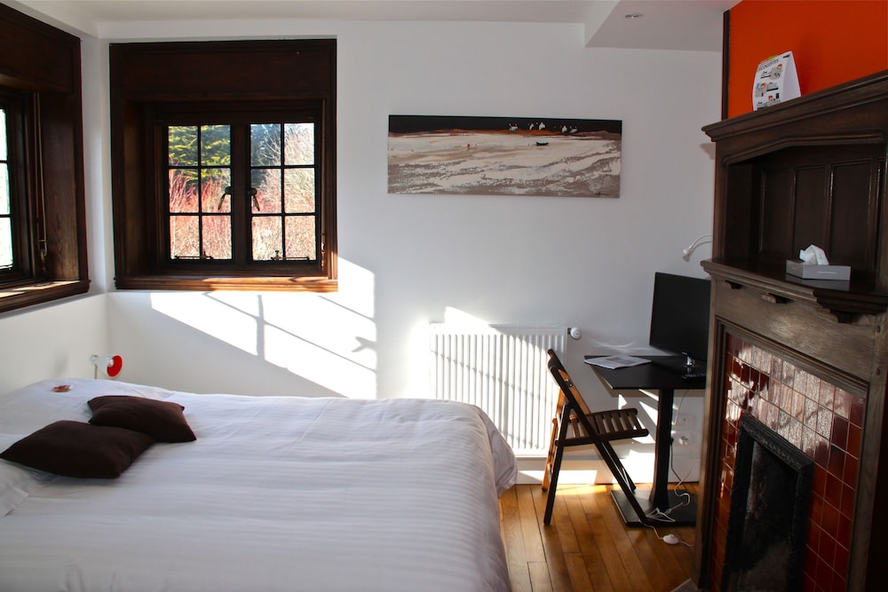 Standard Double Room, Garden View
