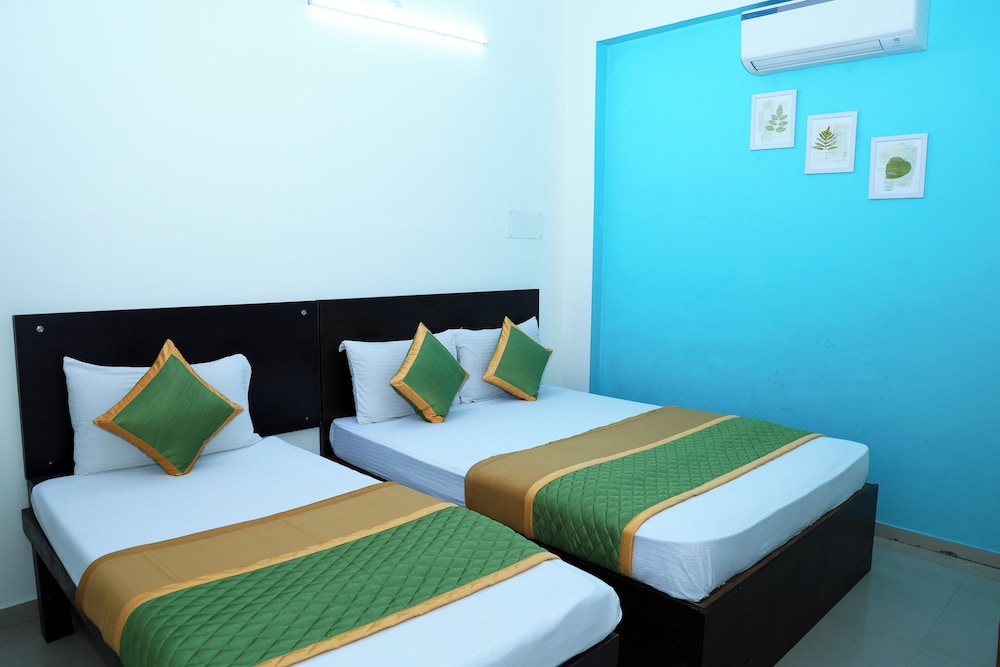 Deluxe Triple Room - Photo 1