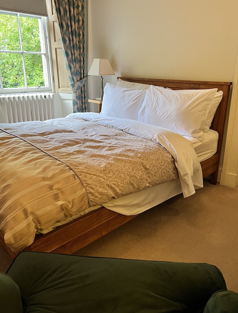 Economy Double Room, Ensuite - Photo 4