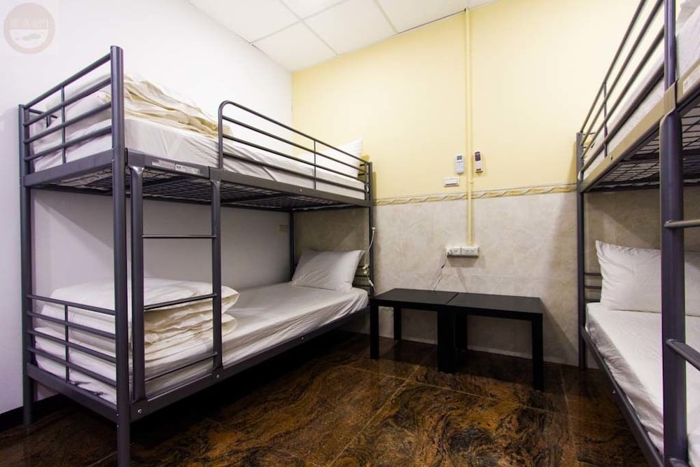 Economy Shared Dormitory, 1 Bedroom (202) photo 3