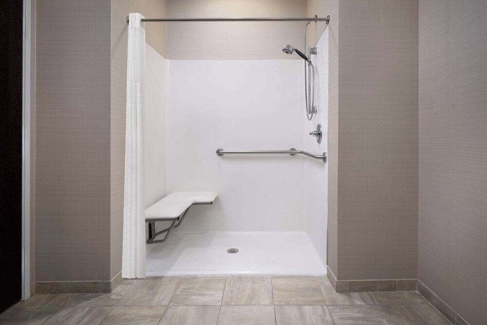 Green Mill Village Hotel & Suites, BW Signature Collection, Foto 2