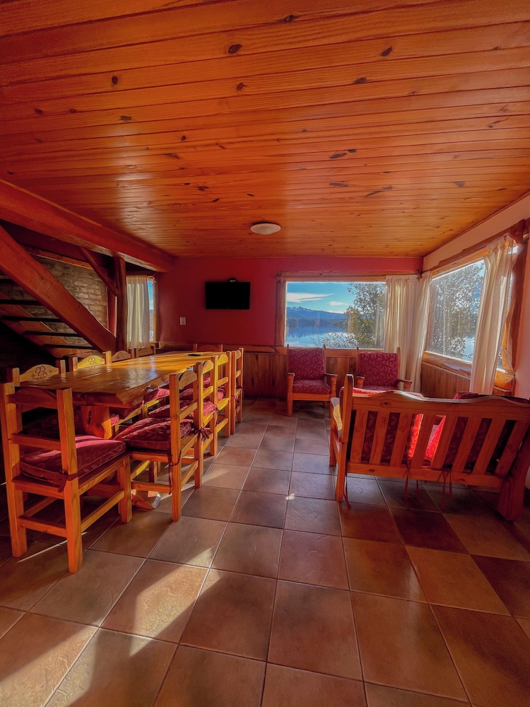 Cabin, Lake View photo 1