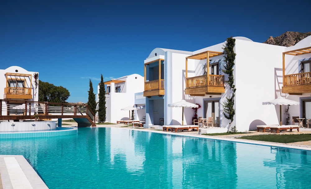 Bungalow (Sharing Pool) - Photo 4