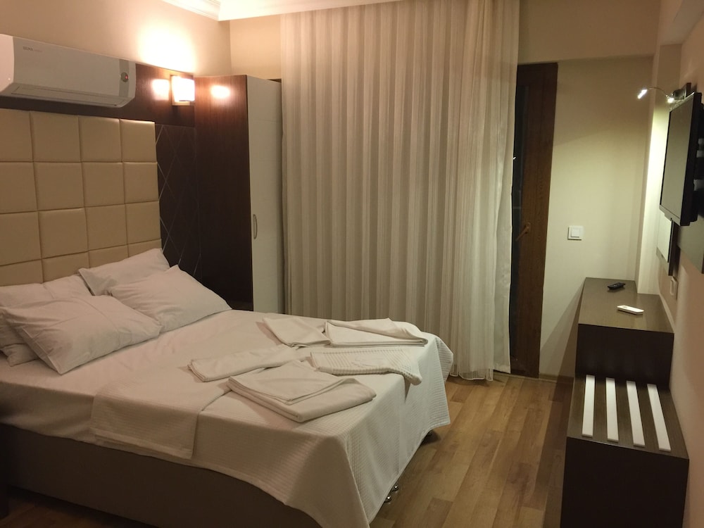 Standard Double Room photo 2