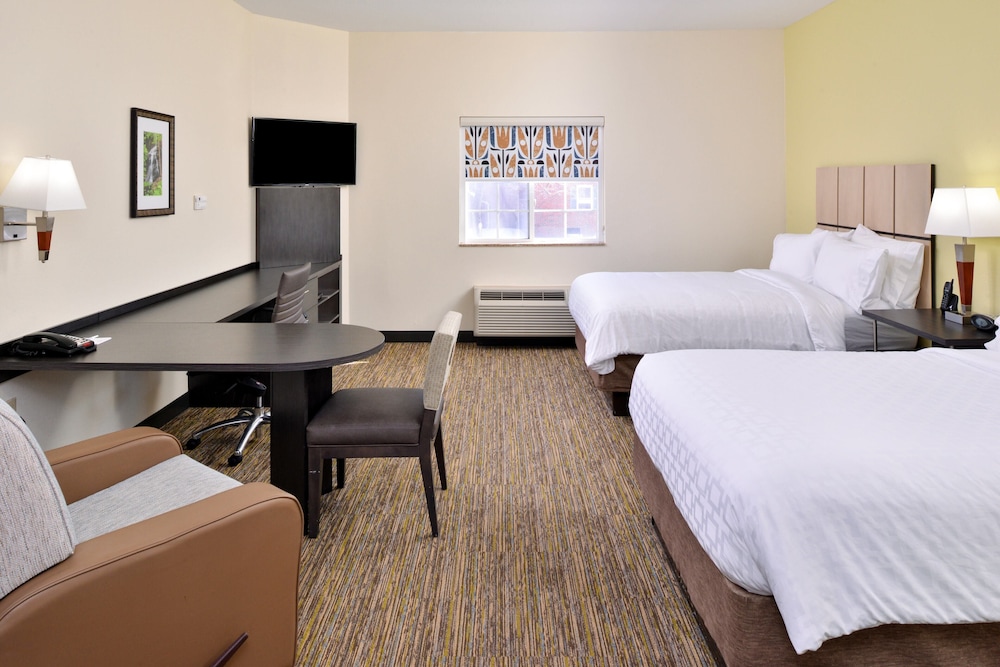 Studio Suite, 2 Double Beds - Photo 2
