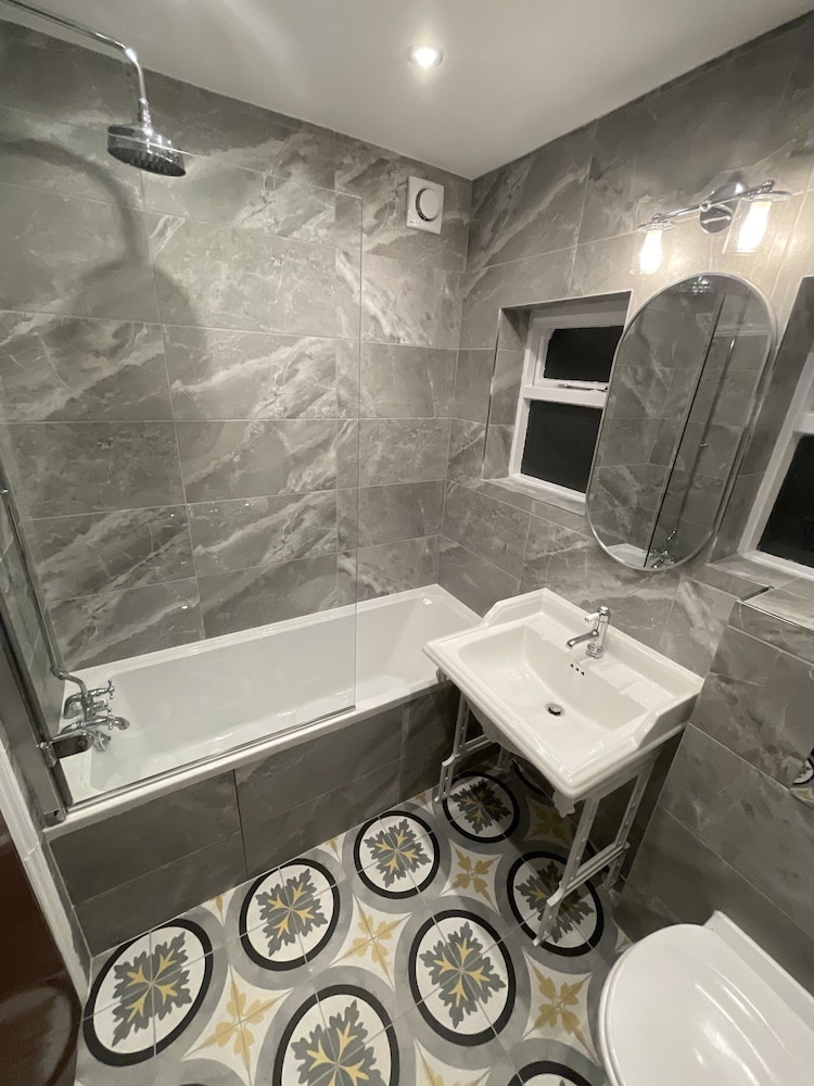 Double Room, Shared Bathroom photo 3