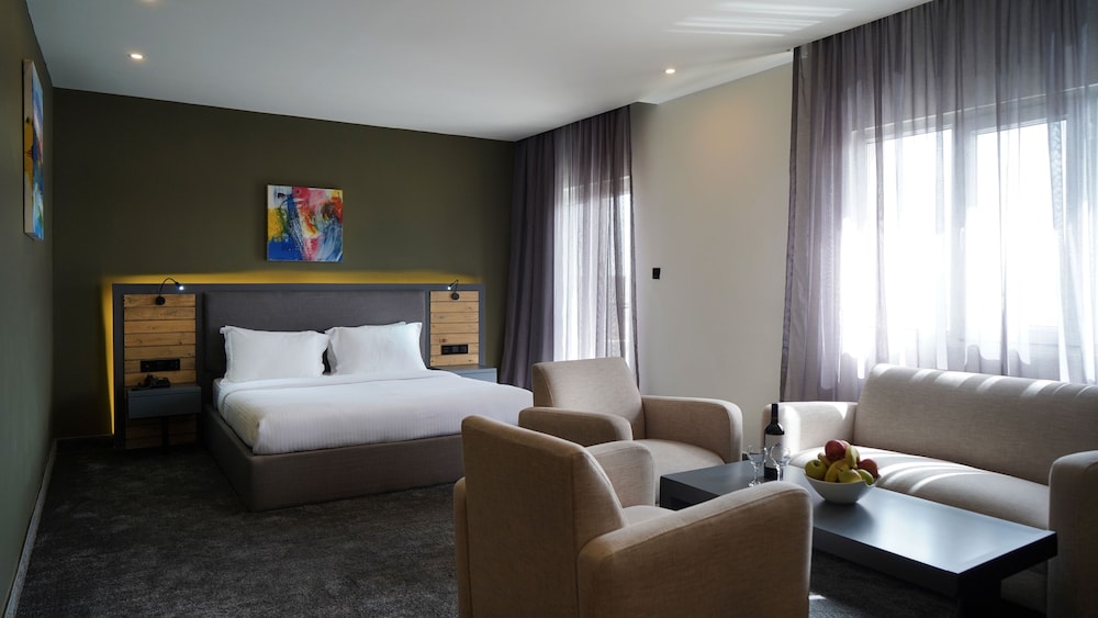 Junior Suite - Photo 9
