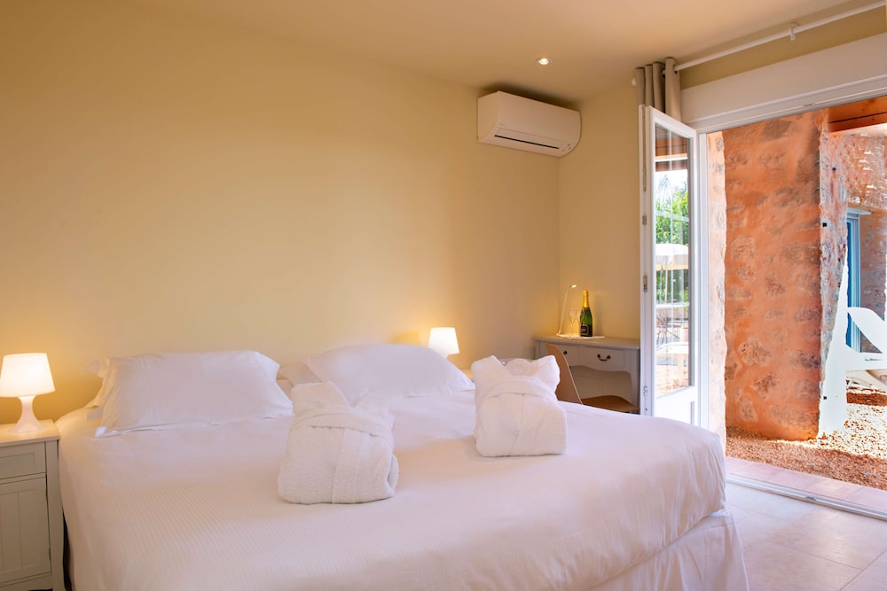 Standard Room, Multiple Beds, Terrace, Valley View