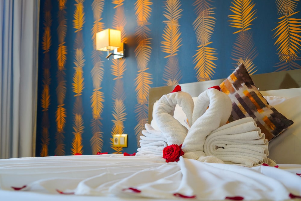 Executive Apartment, 2 Bedrooms - Photo 10