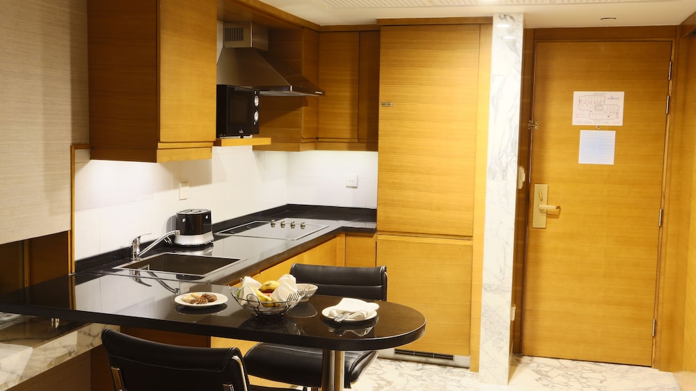 Family Apartment, 1 Bedroom, Kitchenette photo 2