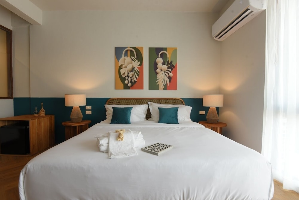 Deluxe Room - Photo 4