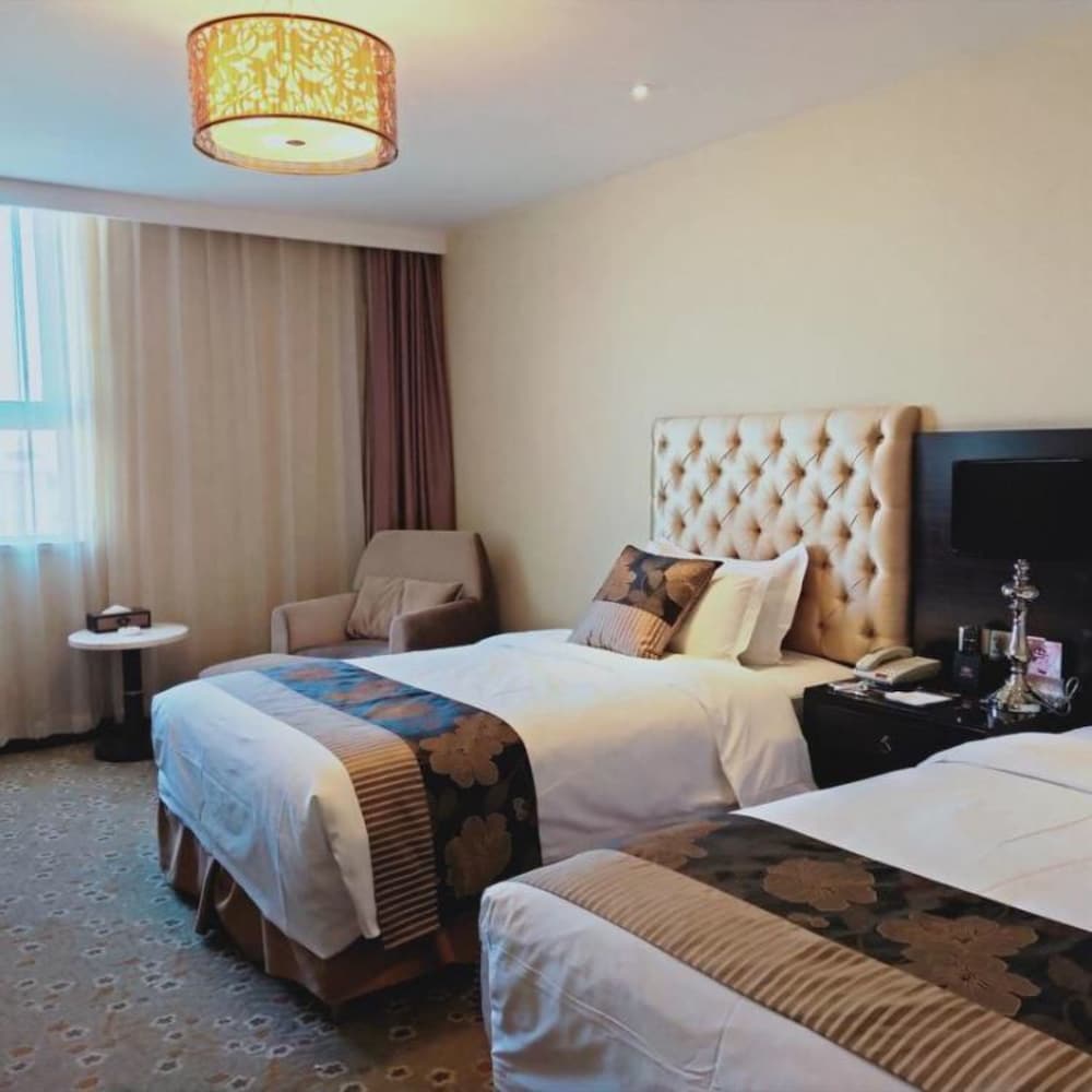 Deluxe Twin Room photo 2