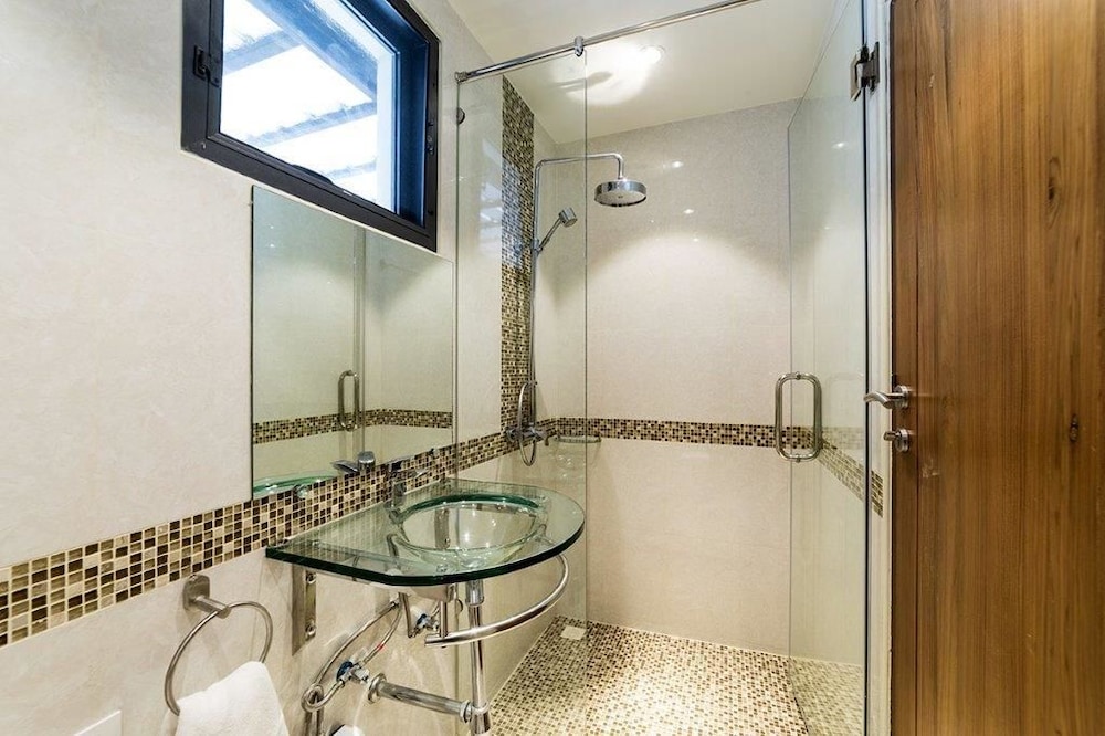 Four Bedrooms Private Pool Villa photo 2