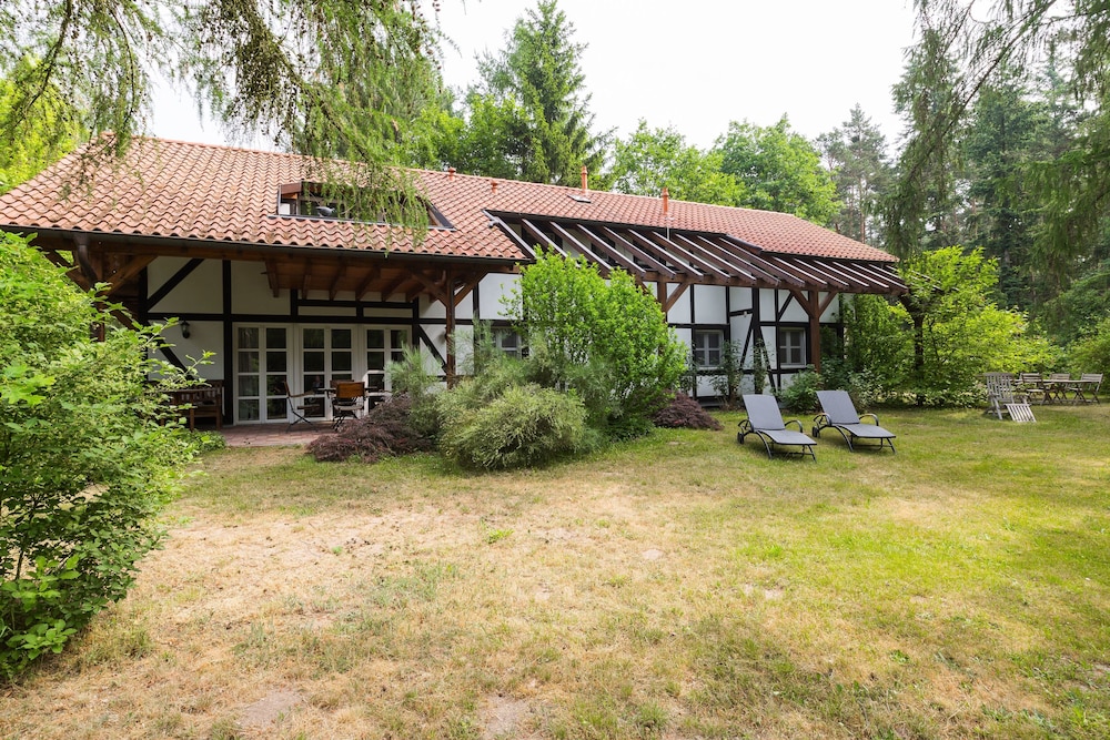 Apartment, 2 Bedrooms, Kitchen, Ground Floor (Geigenbauerhaus)