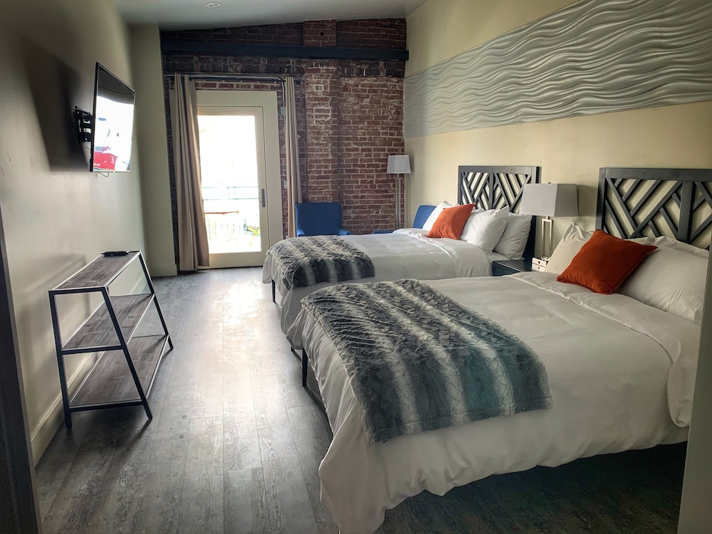 Comfort Quadruple Room