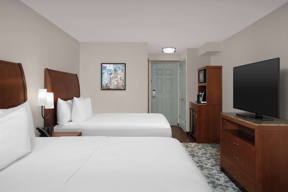 Room, 2 Queen Beds - Photo 1