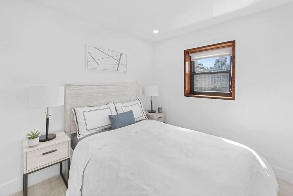 Deluxe Apartment, 3 Bedrooms, Non Smoking, Private Bathroom photo 2