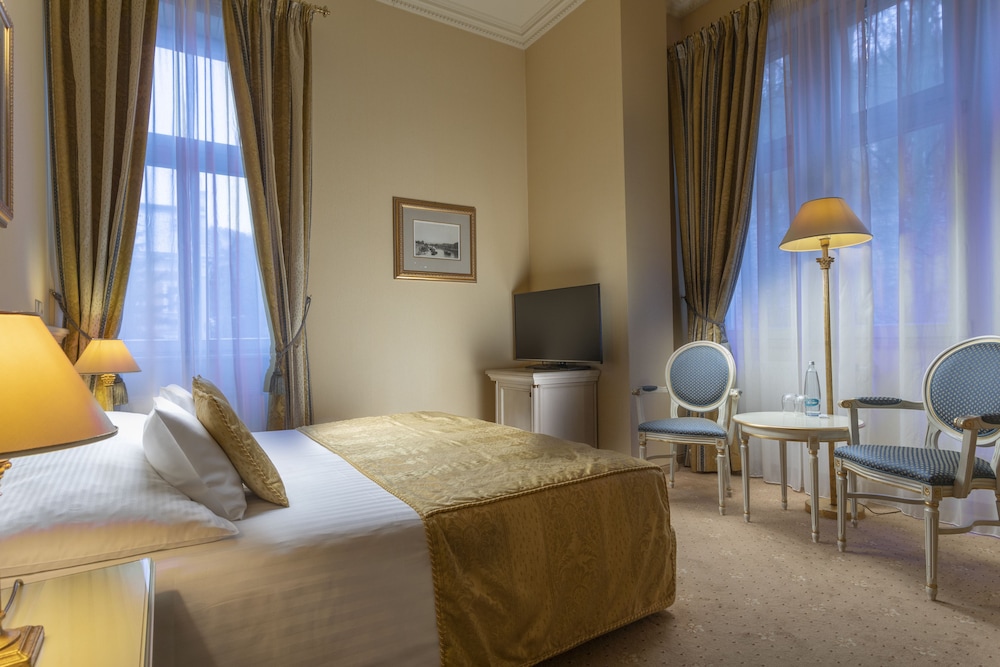 Standard Room, Balcony - Photo 6