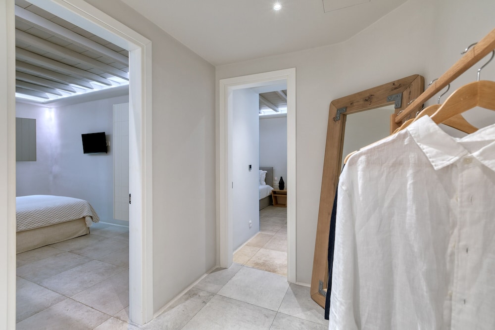 Luxury Villa, 4 Bedrooms, Sea View (M Three) - Photo 16
