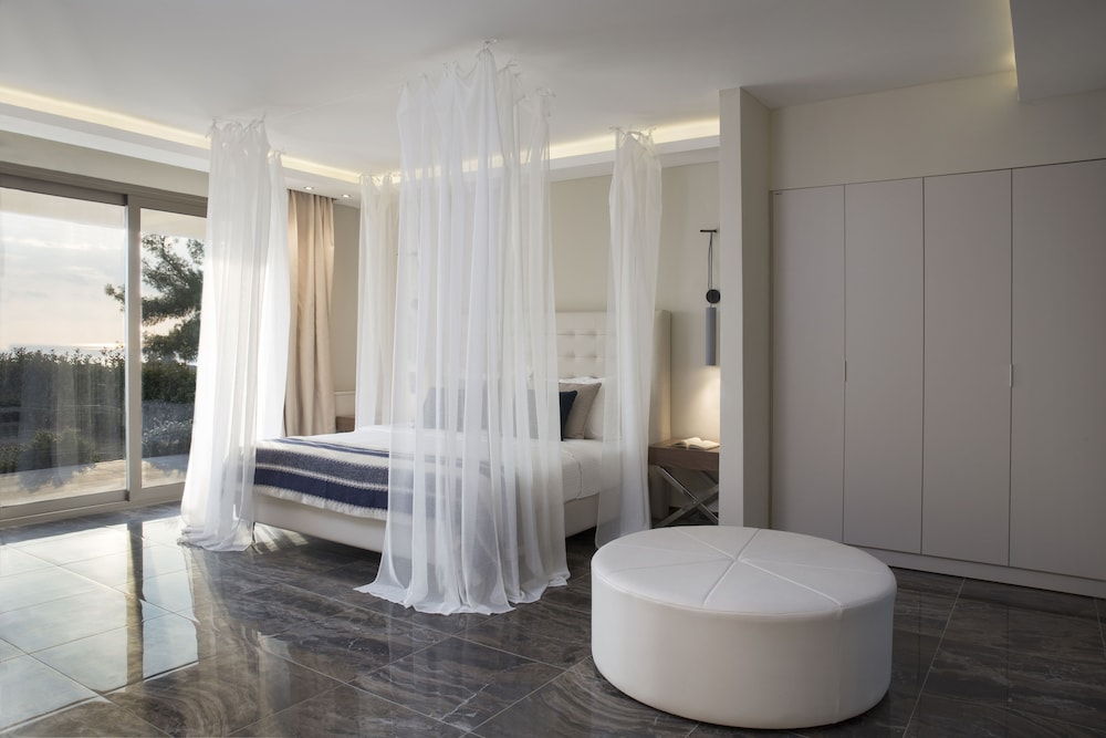 Royal Villa, 2 Bedrooms, Private Pool - Photo 17