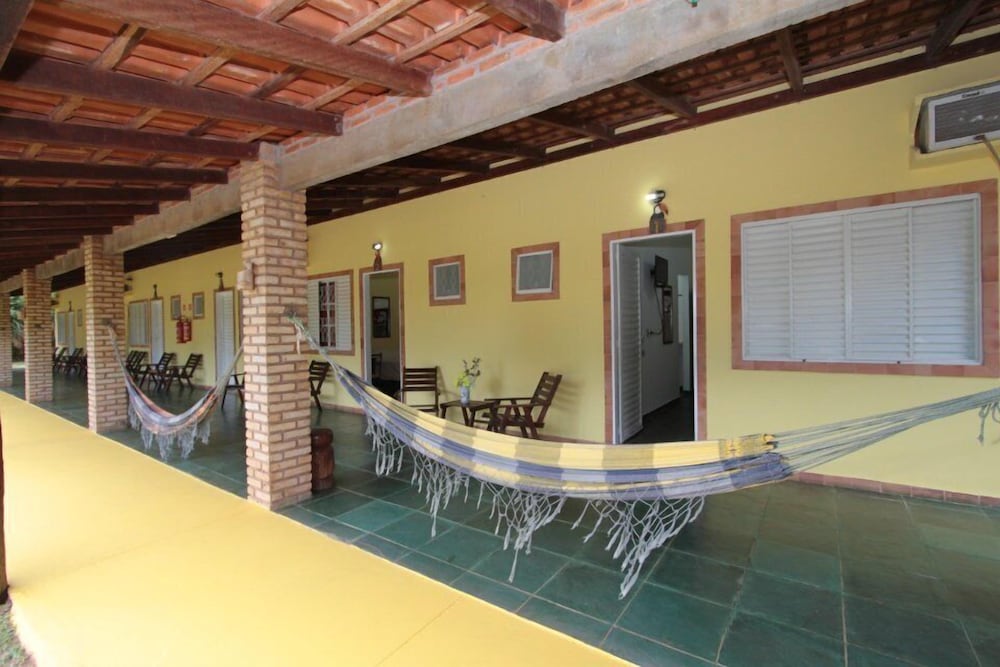 Family Room photo 3