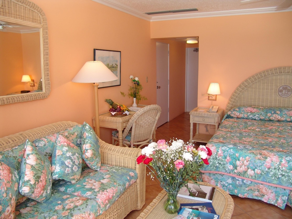 Deluxe Double Room, 1 King Bed, Ocean View (Ocean View King) photo 2