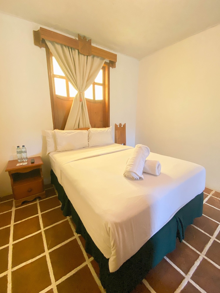 Economy Double Room, 1 Double Bed photo 2
