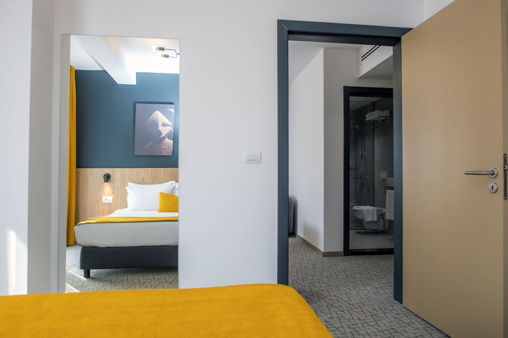 Executive Suite, 1 Bedroom, City View