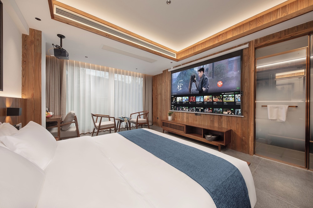 Comfort Double Room, Courtyard View