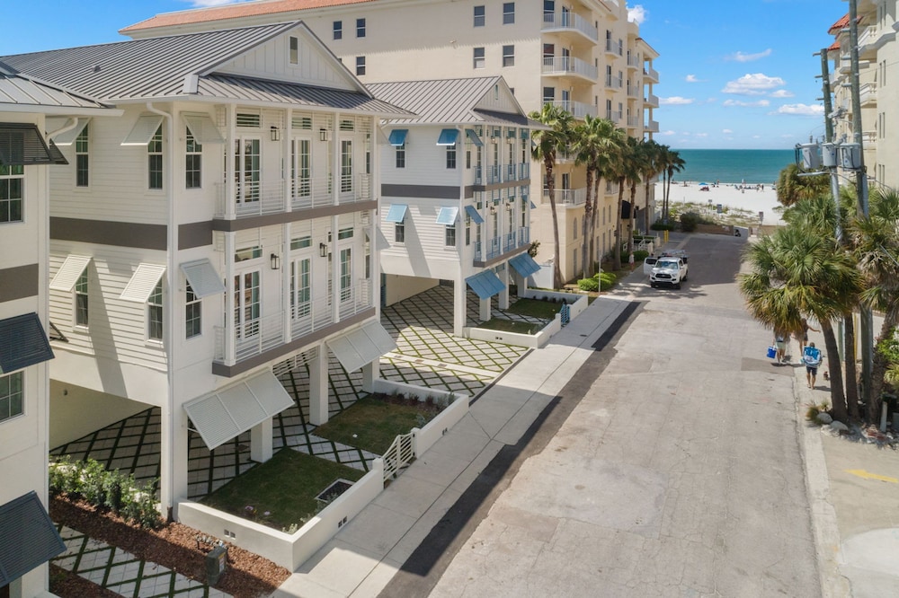 The Akoya Pearl - 2 Beach Homes Steps From CWB, Billede 56