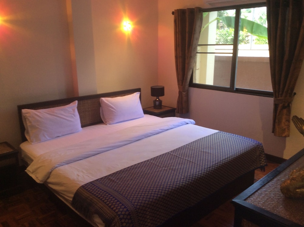 Family Bungalow, 1 Bedroom, Kitchen, Pool View photo 3
