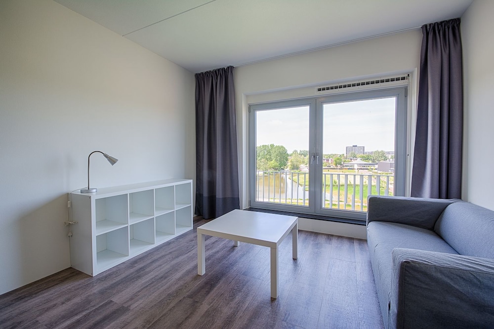 Standard Studio Suite photo 2