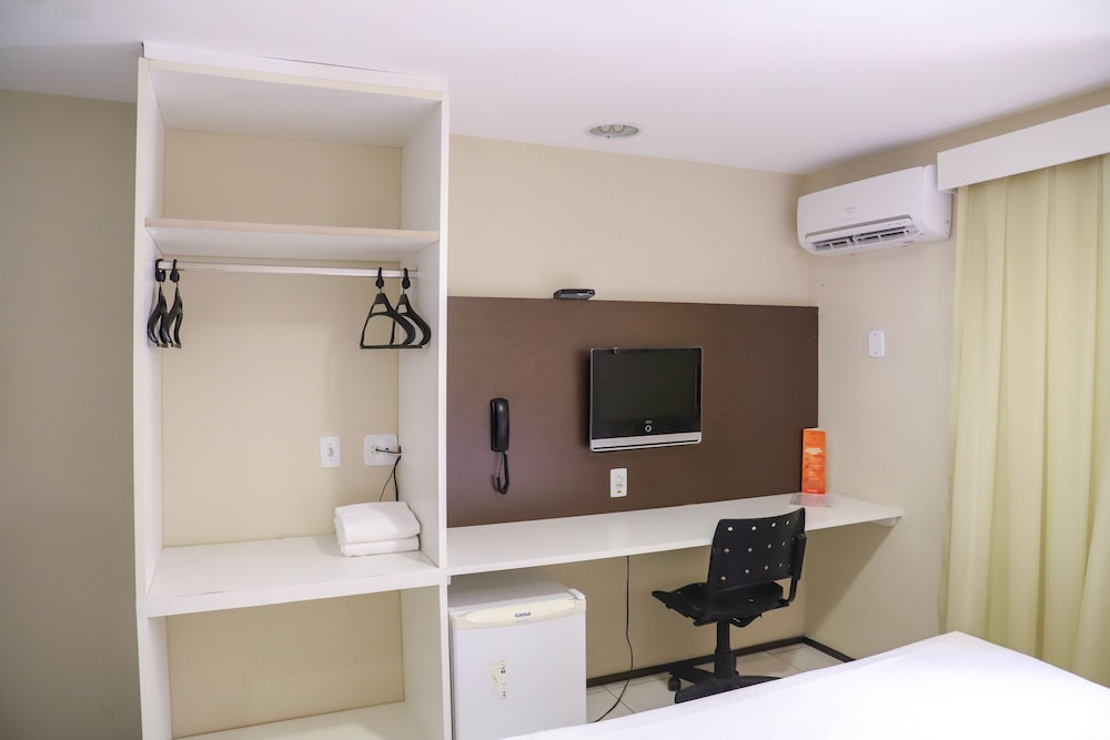 Standard Double Room, City View photo 3