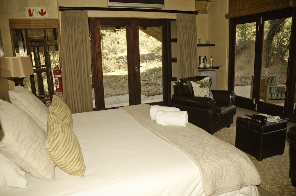 Standard Villa, 4 Bedrooms, Ensuite photo 3