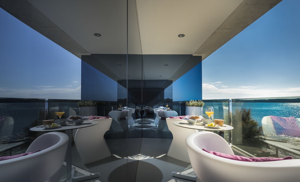 Deluxe Double Room, Terrace, Sea View photo 2