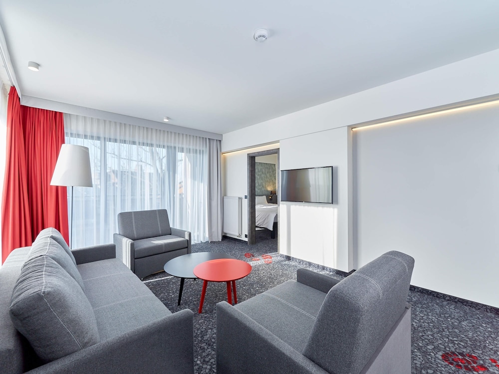 Family Room - Photo 1