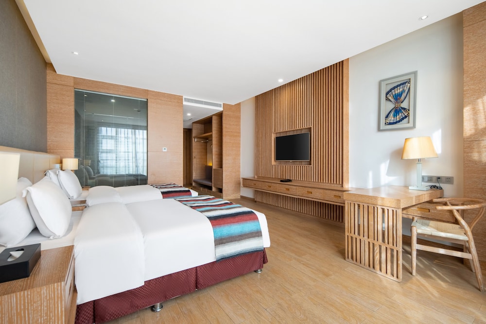 Standard Room, 2 Twin Beds - Photo 1
