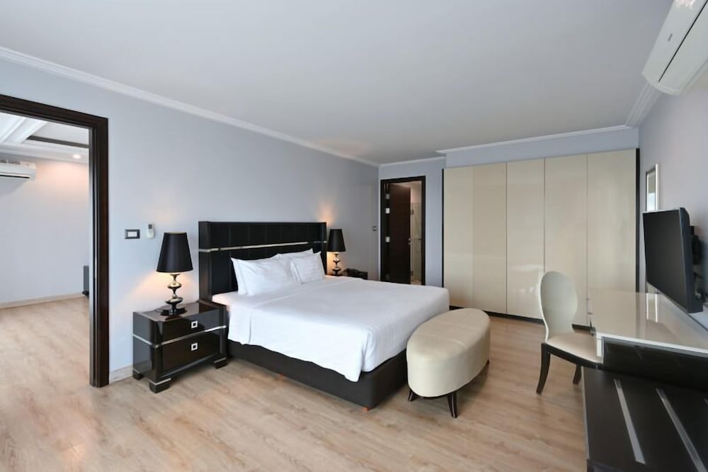One Bedroom Executive photo 1