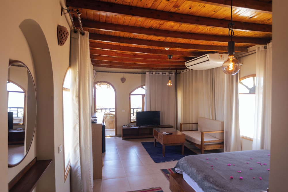 Panoramic Room photo 2