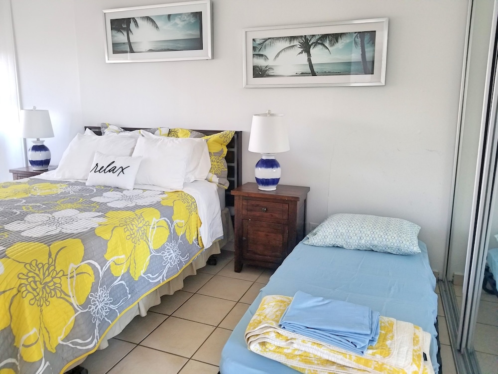 Comfort Apartment, 1 Bedroom, Kitchen, Beachside photo 3