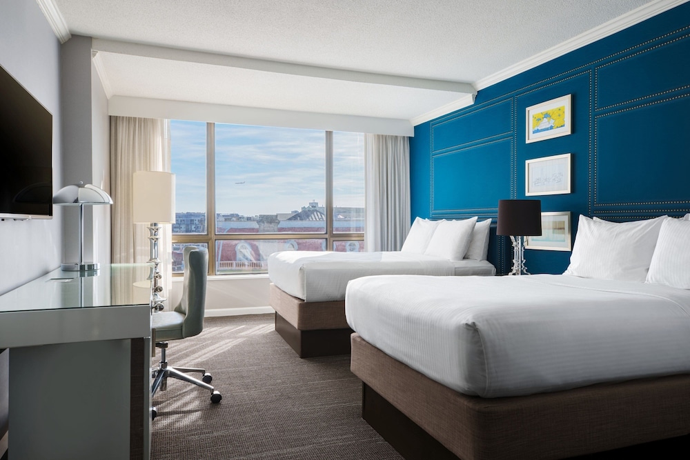 Room, 2 Double Beds, City View - Photo 4
