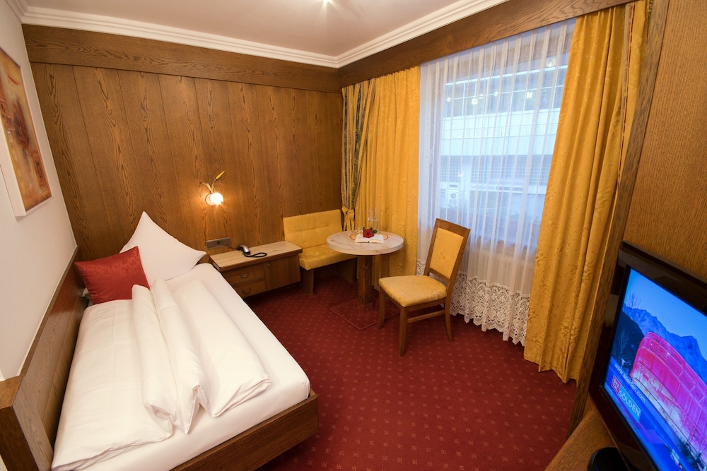 Single Room photo 3