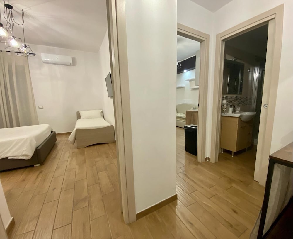 Family Apartment photo 2