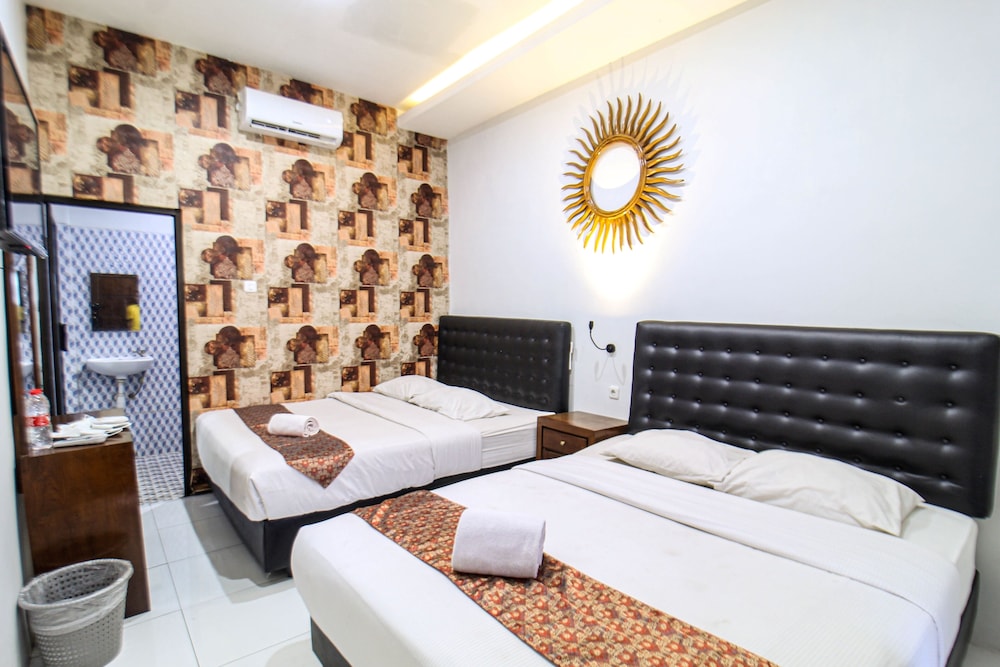 Deluxe Quadruple Room photo 2